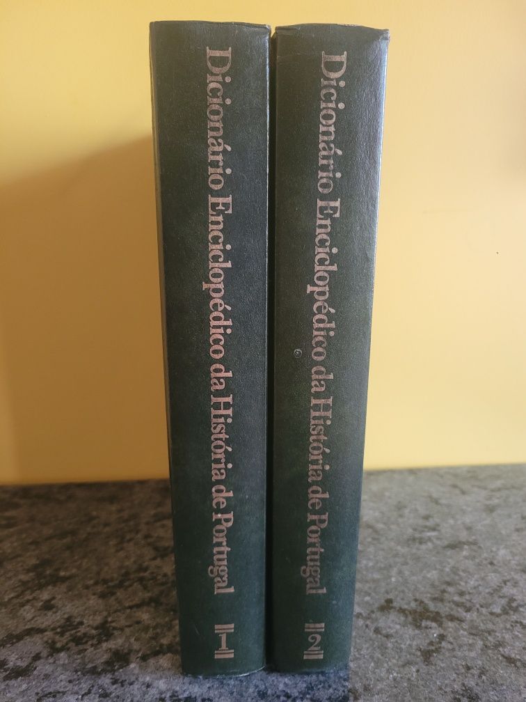 Coleções de 2 volumes cada!