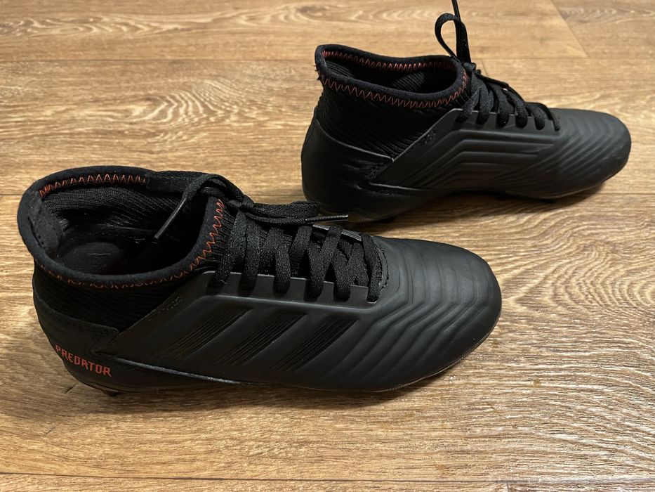Продам бутси adidas predator 19.3. (35 1/2)