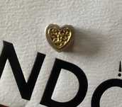 Charms „ażurowy zamek do serca” do bransoletki Pandora Apart Yes