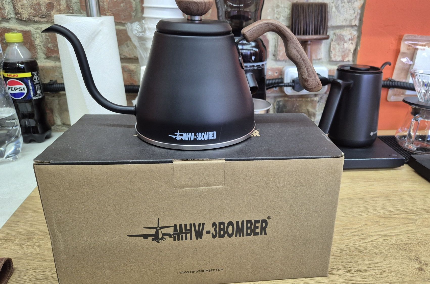 Чайник MHW-3Bomber Coffee Outdoor Pot з термометром 800 ml