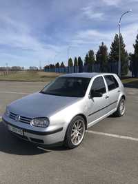 Volkswagen Golf 4