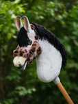 Hobby horse z kantarem