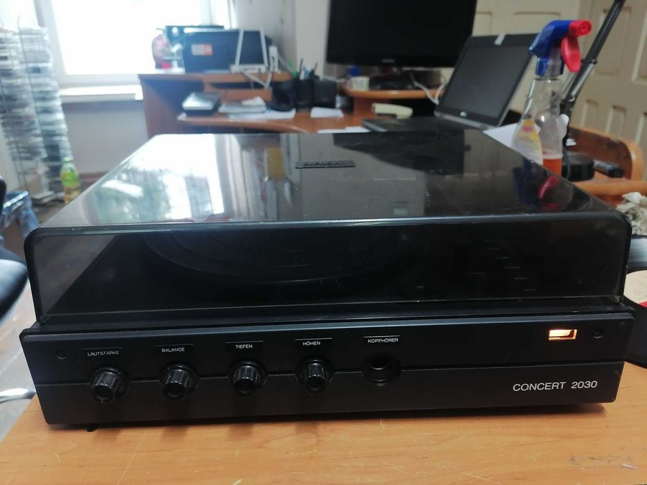 Gramofon RFT CONCERT 2030
