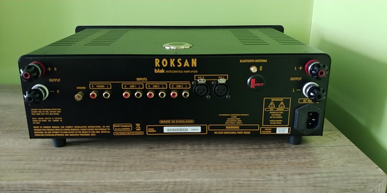 Roksan Blak wzmacniacz bez USB