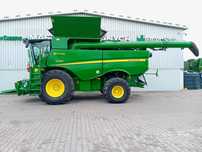 John Deere S790  Kombajn zbożowy John Deere S790 z hederem 630X