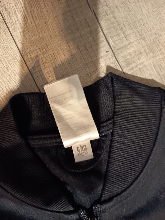 Czarny dres Adidas Originals – komplet (spodnie + bluza)