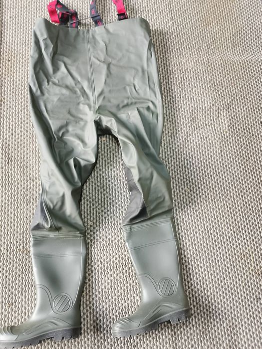 Wodery spodniobuty Mikado