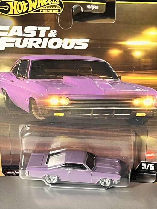 Hot wheels chevrolet impala 1966