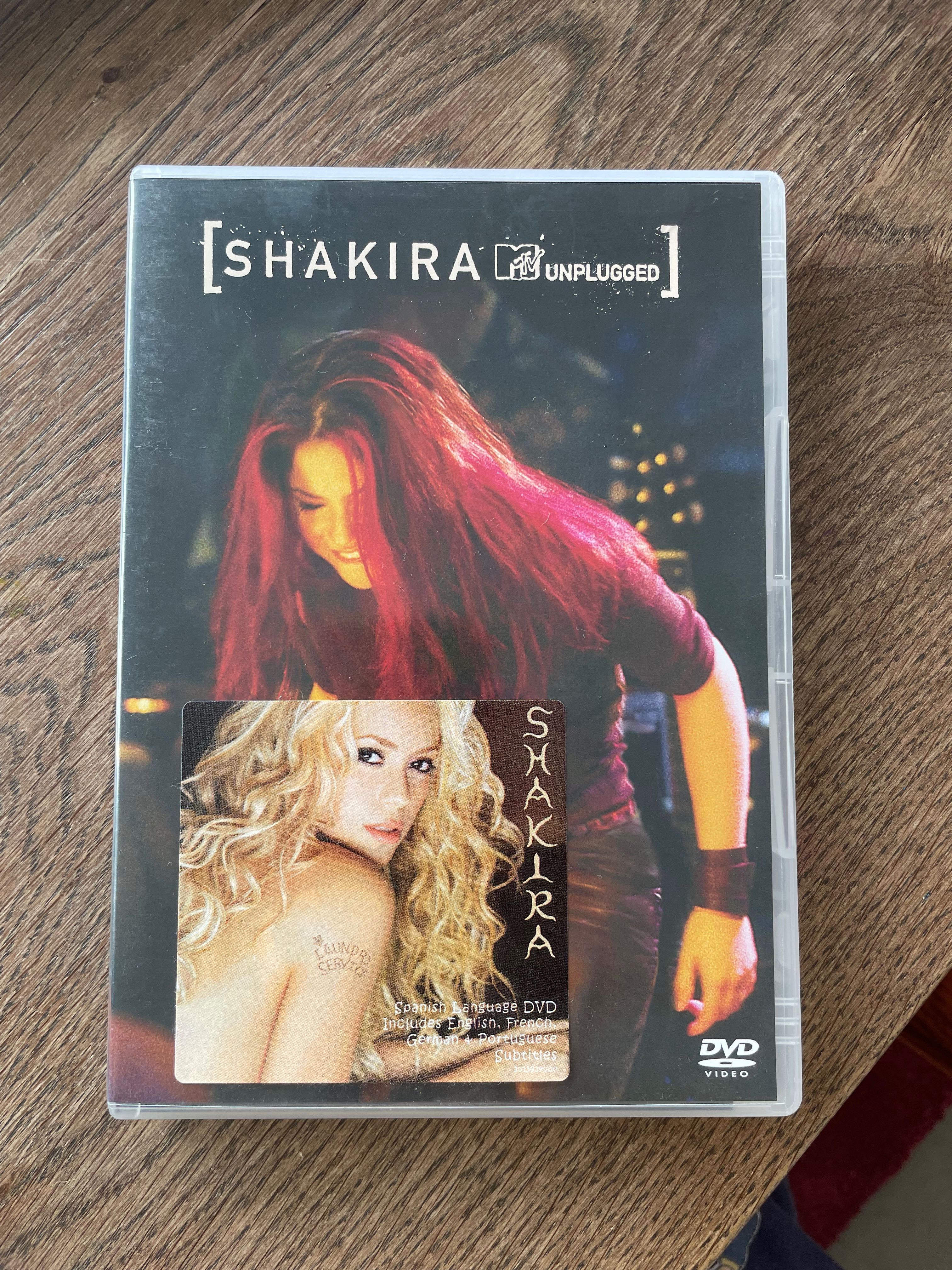 DVD “Shakira Unplugged”