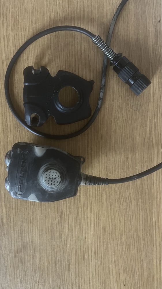 Кнопка PTT Peltor Dual-in під радіостанції NATO (PRC/MBITR)