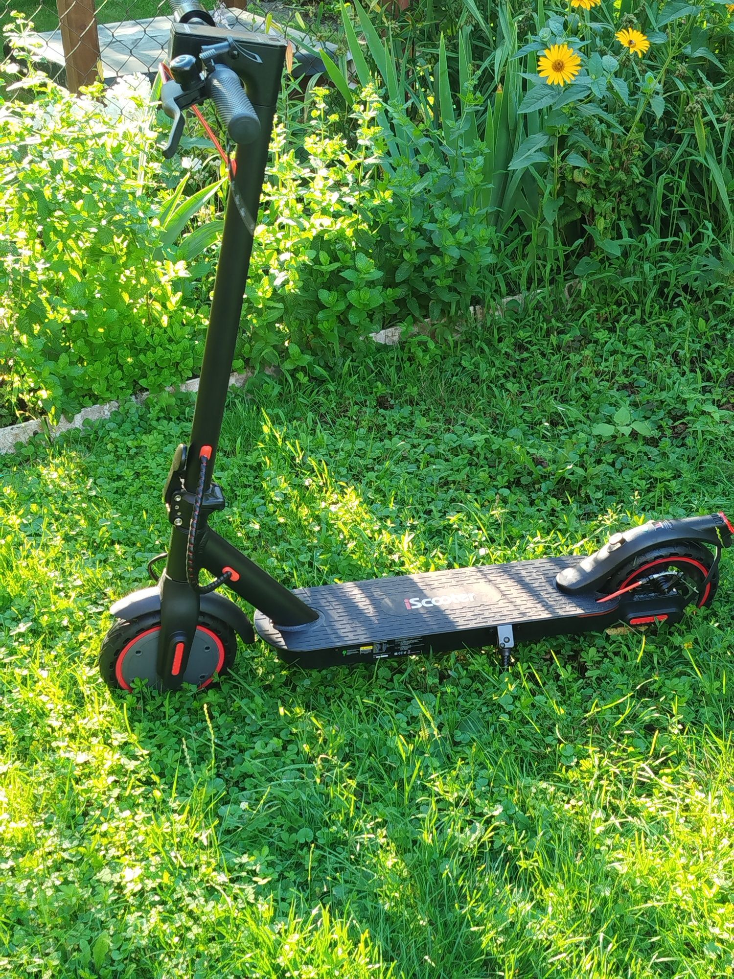 Sprzedam hulajnogę elektryczna