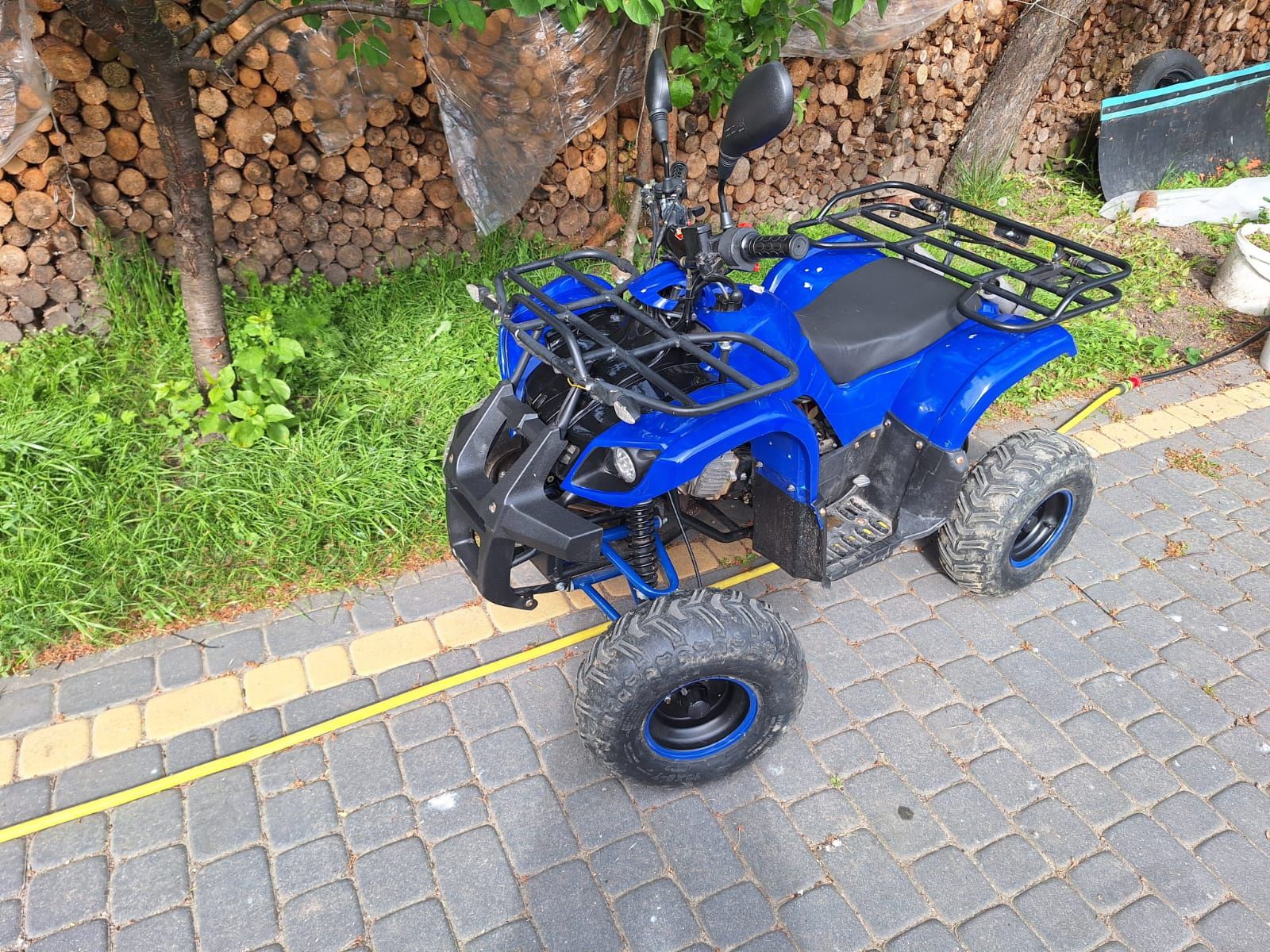 Quad 125     KXD