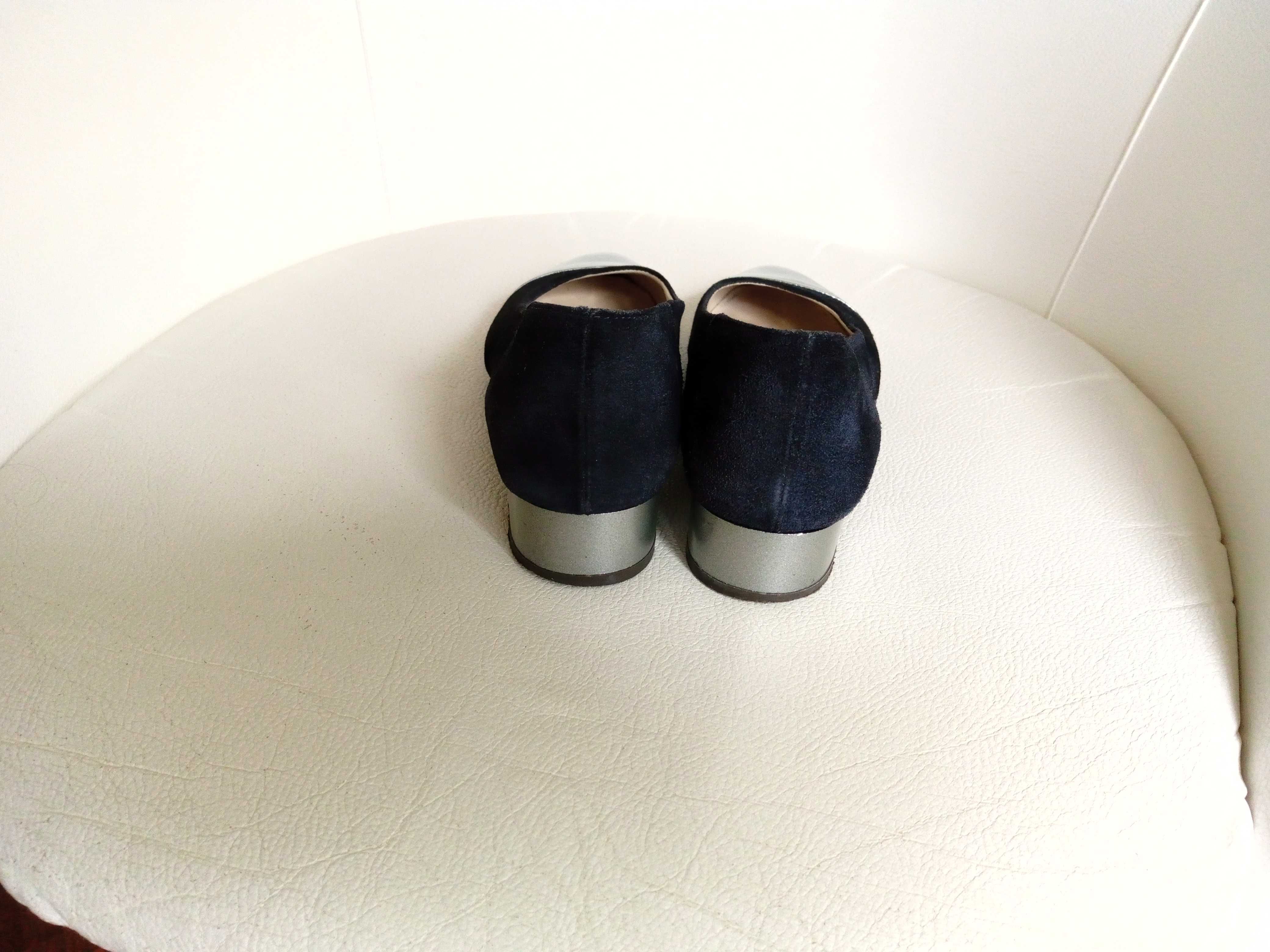 Sapatos em pele Tam 36