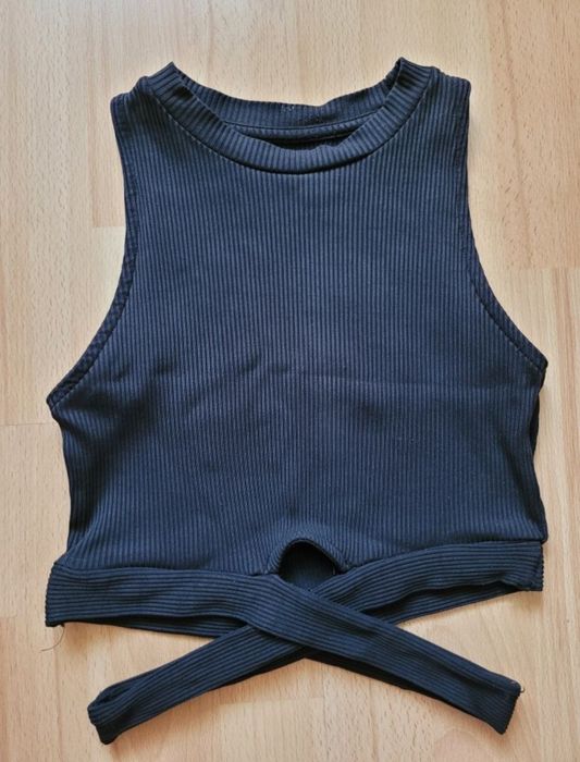 Віддам жіночі речі + сумочки