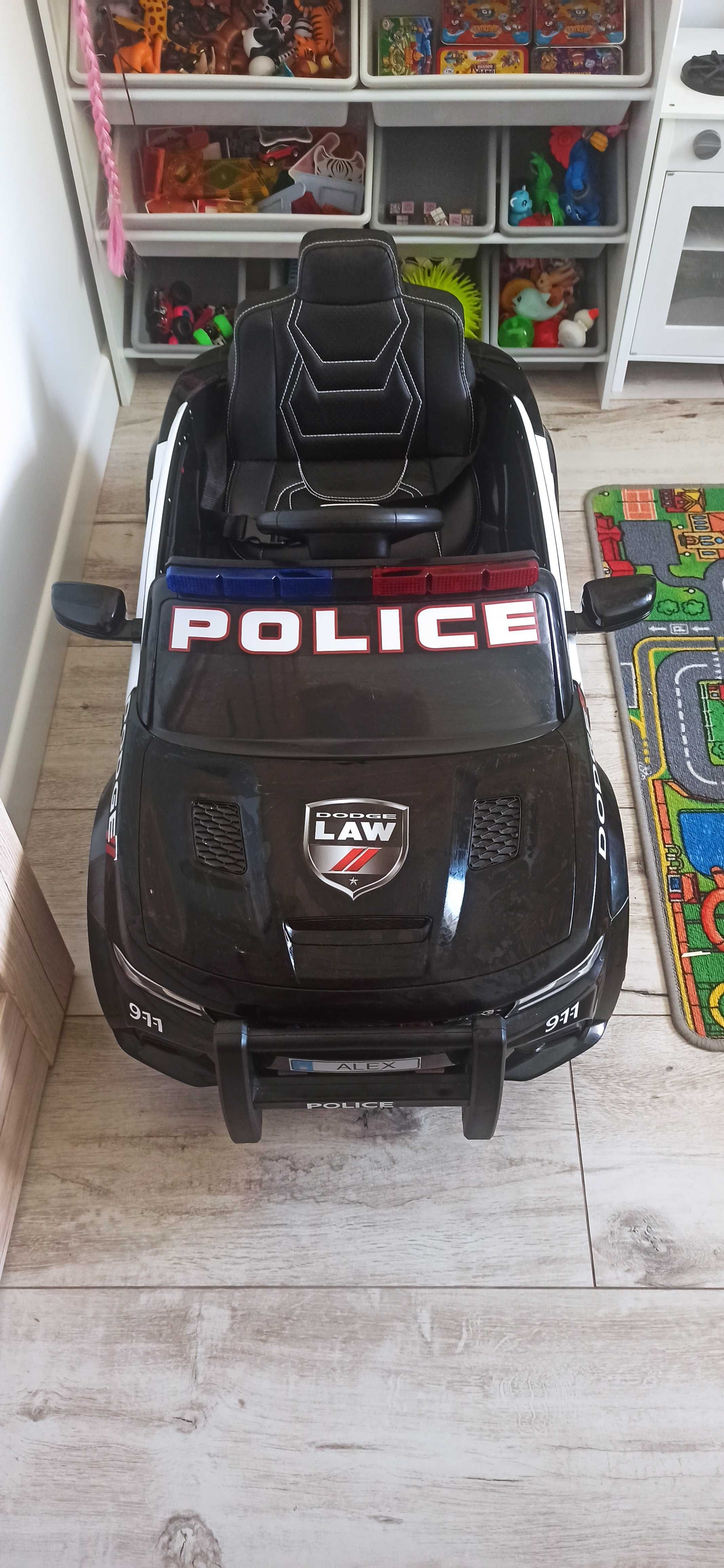 Auto na akumulator Policja