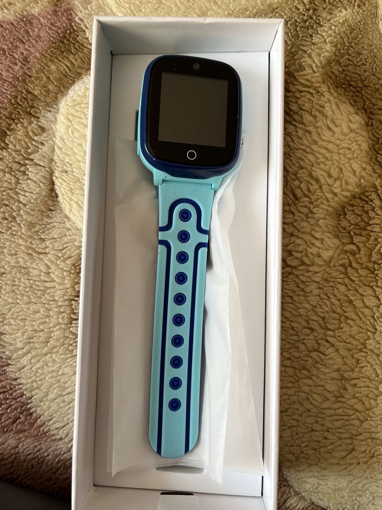 Продам дитячий годинник