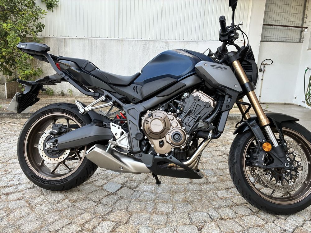 Honda CB650R 2023