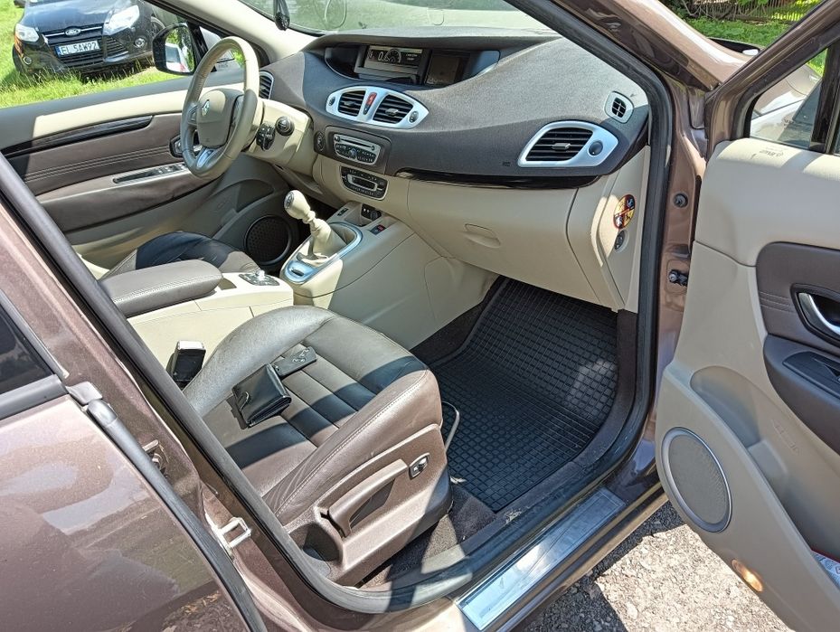 Renault grand scenic 2010r bogato wyposażony