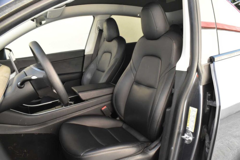 Tesla Model Y Performance      2021