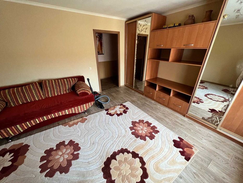 Дворівнева квартира. М-н Левада!