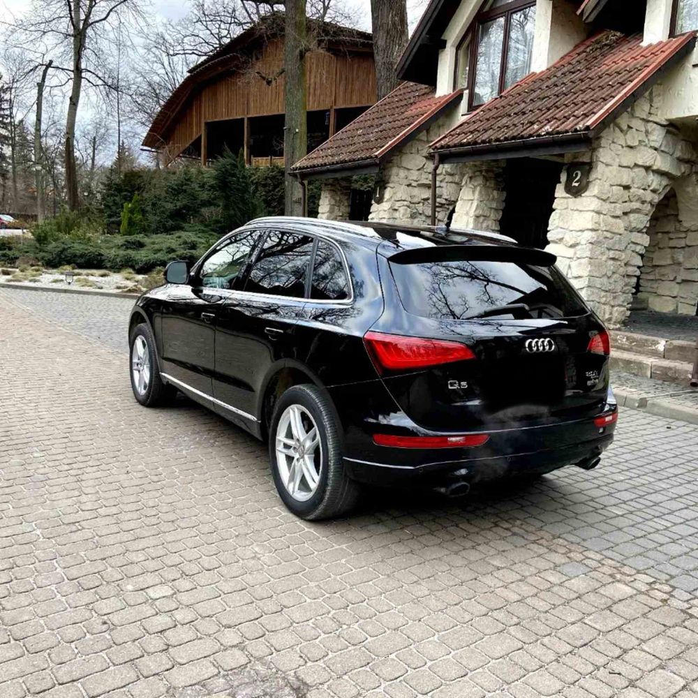 Авто Audi Q5 2013року