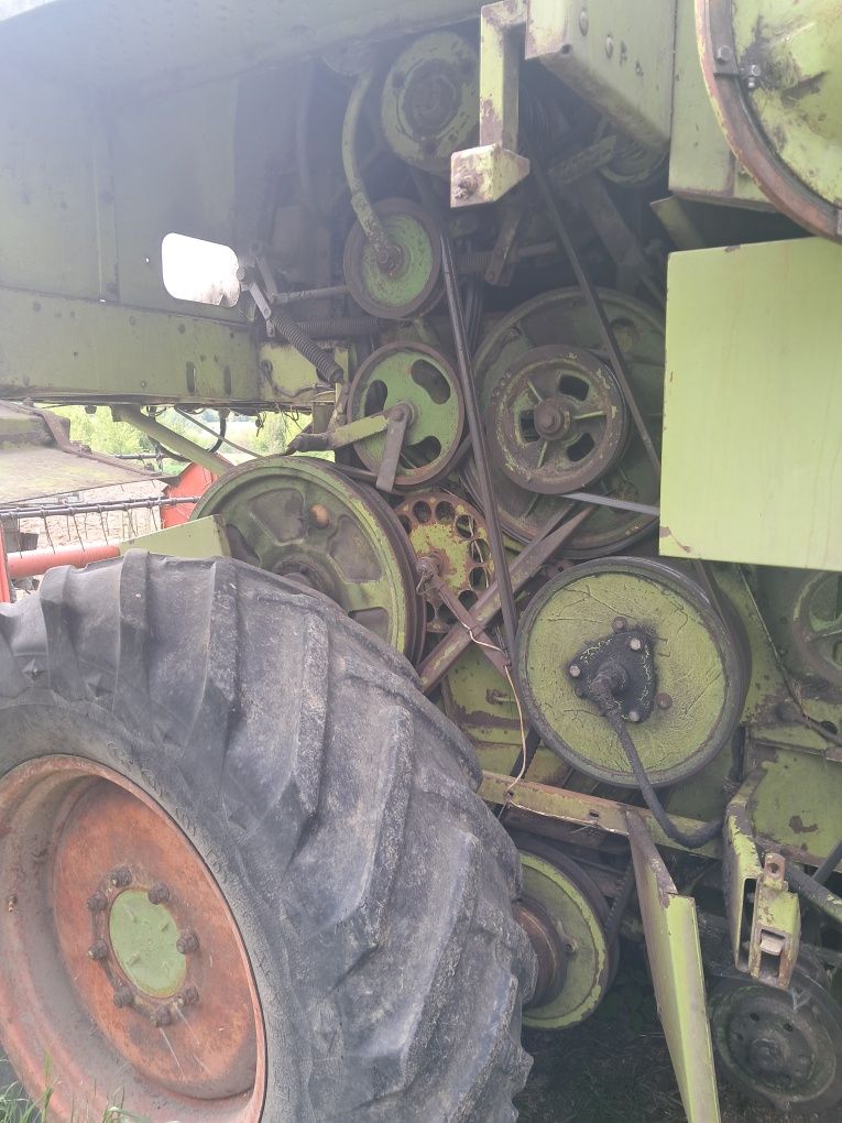 Claas Dominator 66