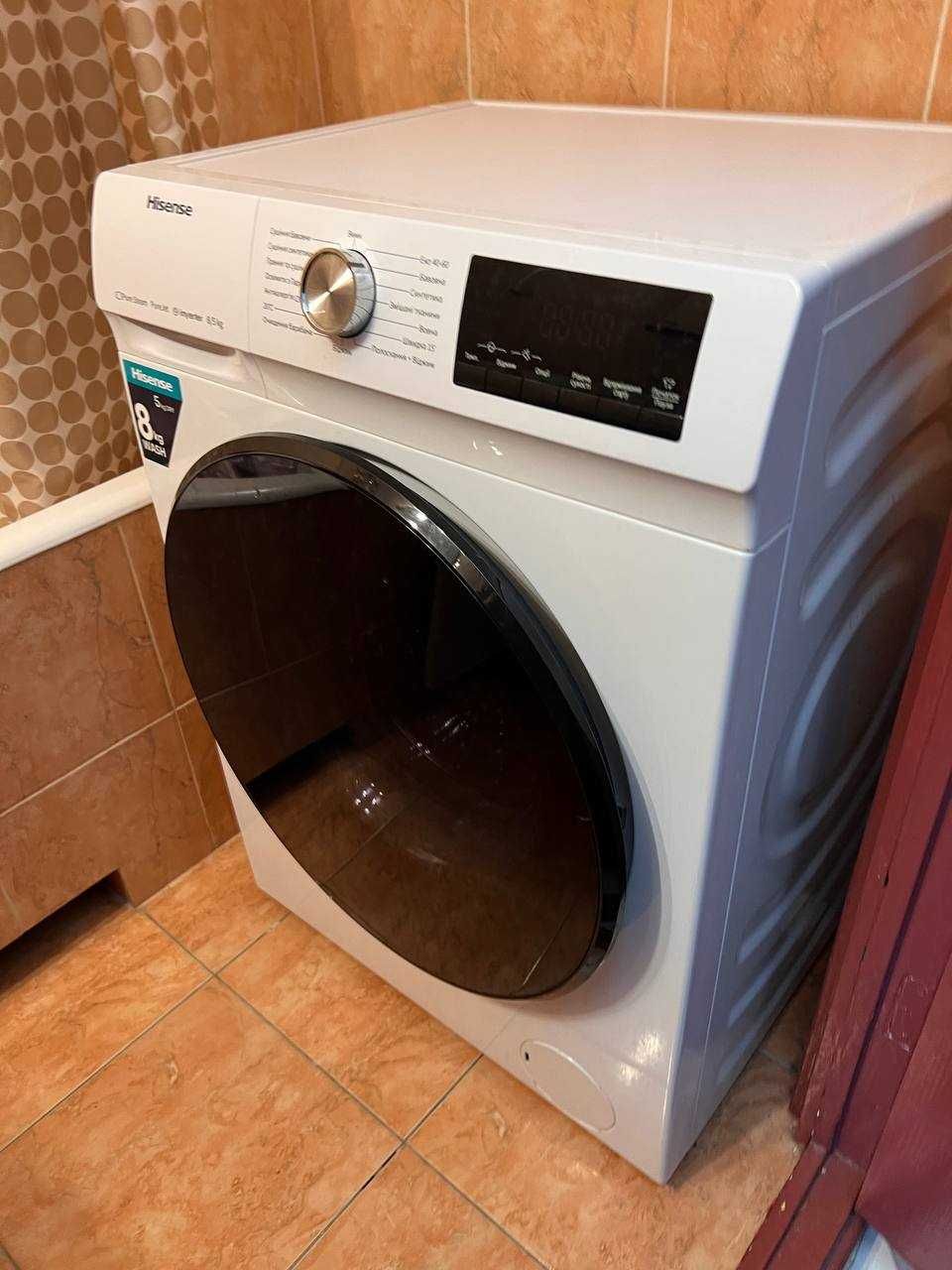 Прально-сушильна машина Hisense WDQA8014EVJM/UA