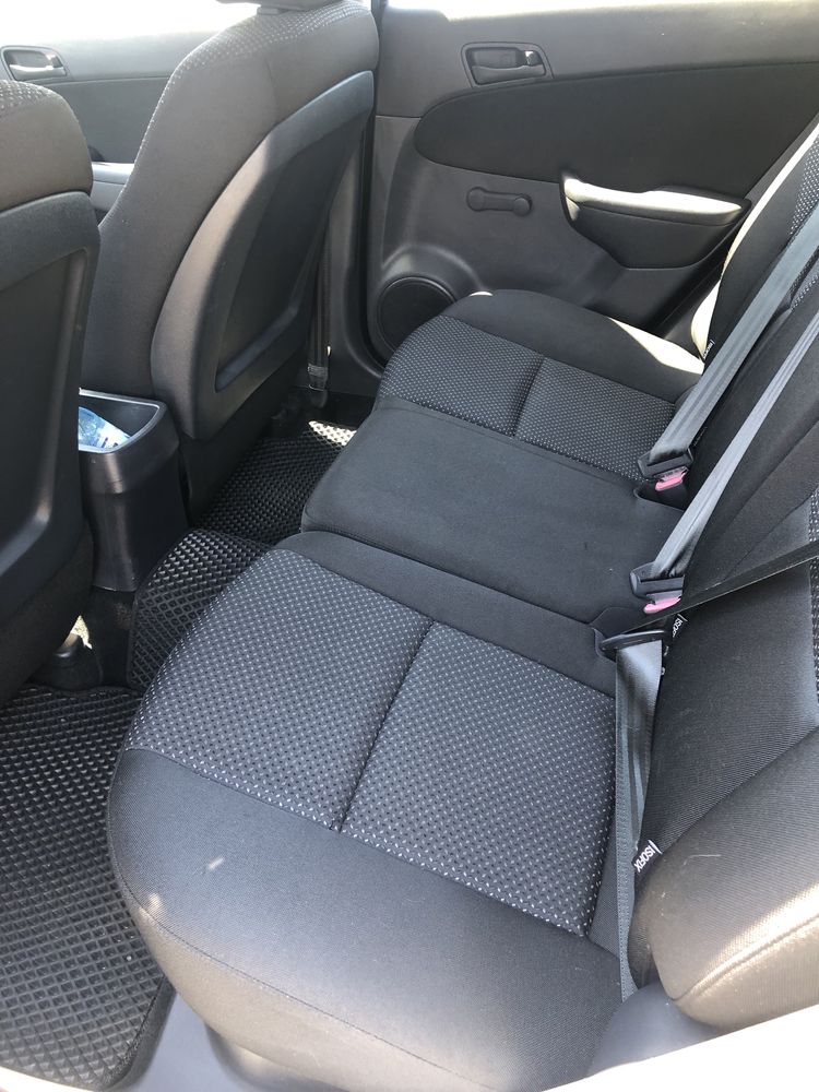 hyundai i30 хетчбек 1.6 дизель механіка