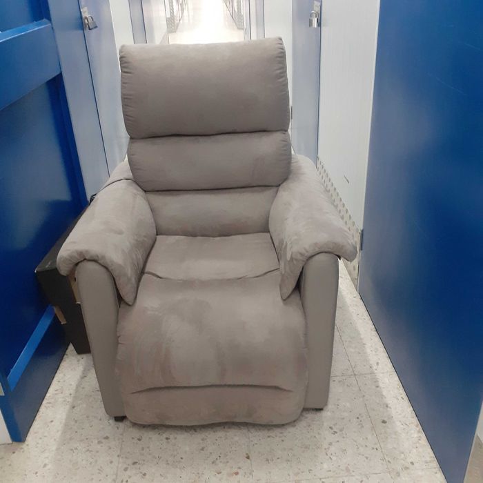 Cadeirão super confortável em excelente estado