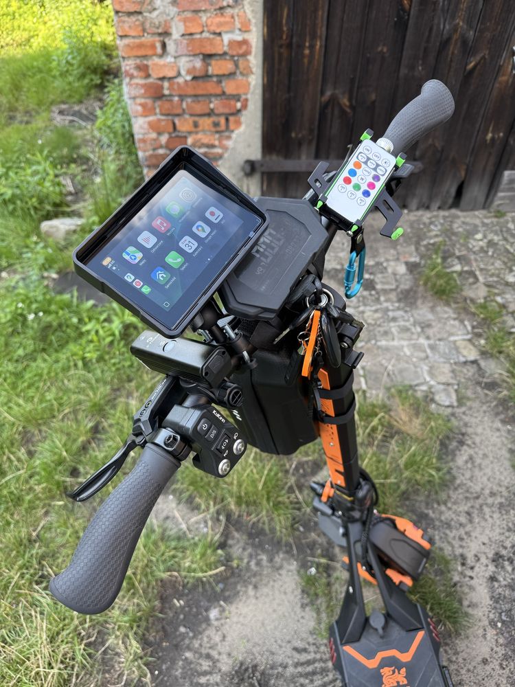 Hulajnoga elektryczna kukirin G3 Proz 2025 dwa aku i inne dodatki
