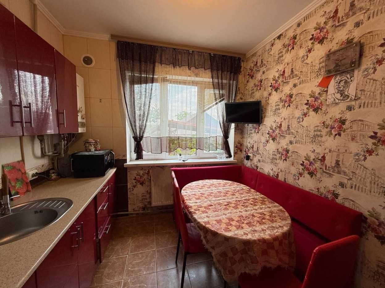 Продаж двох будинків 88,5м2+16,3м2 на 12 сотках, вул.Яблунська. ID:287