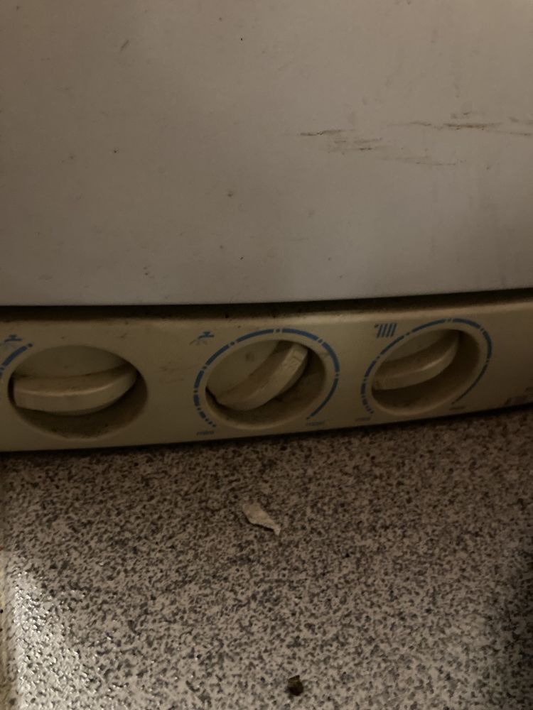 Caldeira elétrica a gás da marca C&M chafeauteaux