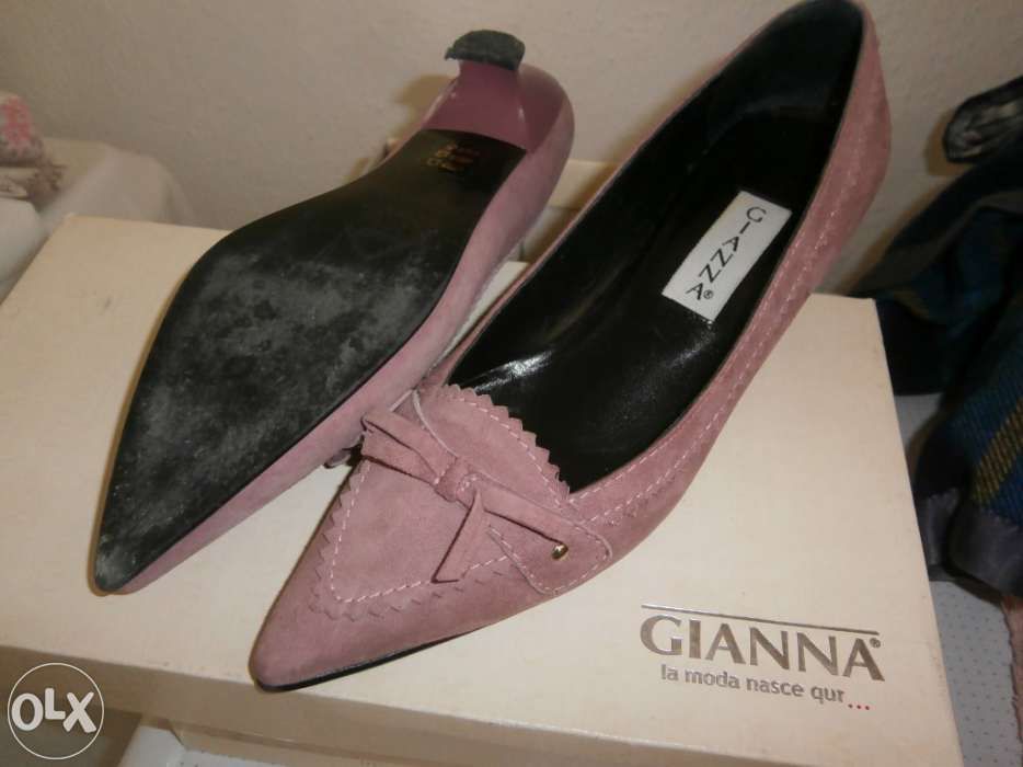 Sapatos com laço
