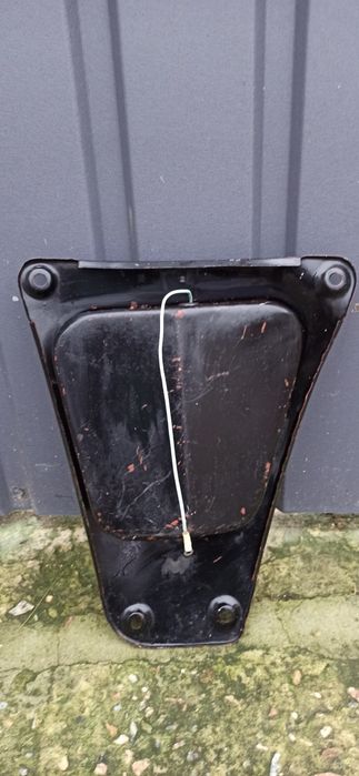 Бардачке ( левый) новый на ИЖ- Планета.