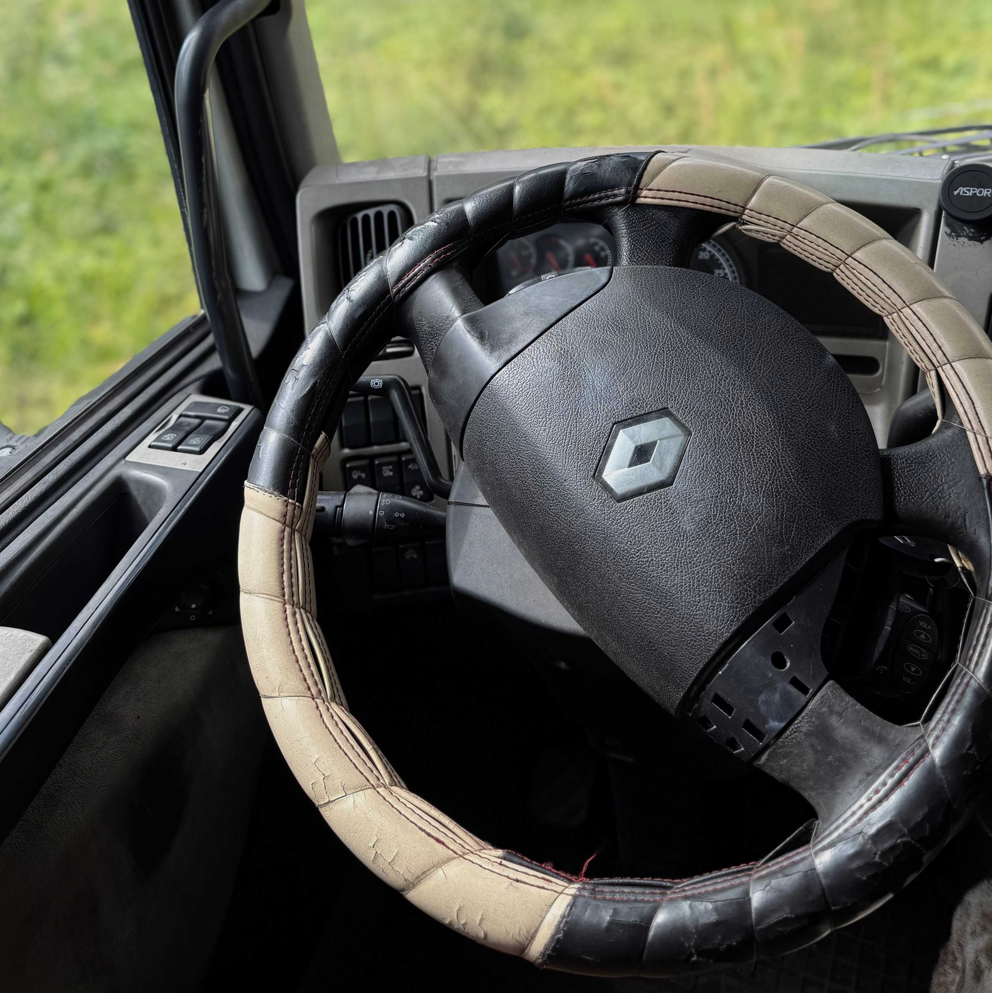Тягач Renault Premium 2009 450dxi MT