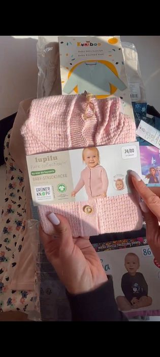 Дитячий стоковий одяг