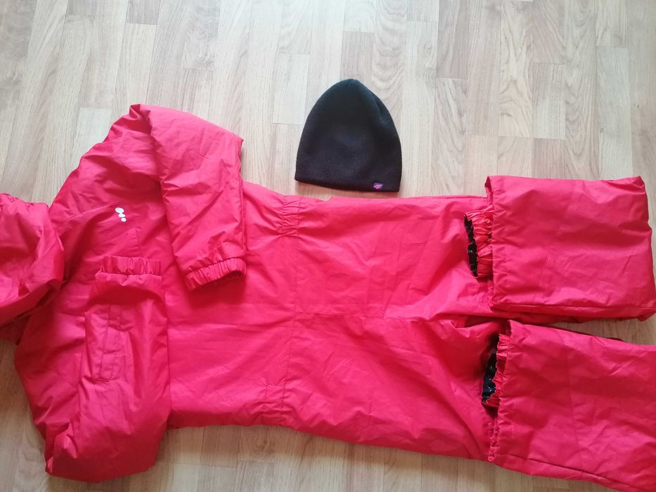 Kombinezon narciarski 153/162 Wendze 100 Dechatlon czerwony +czapka 4f