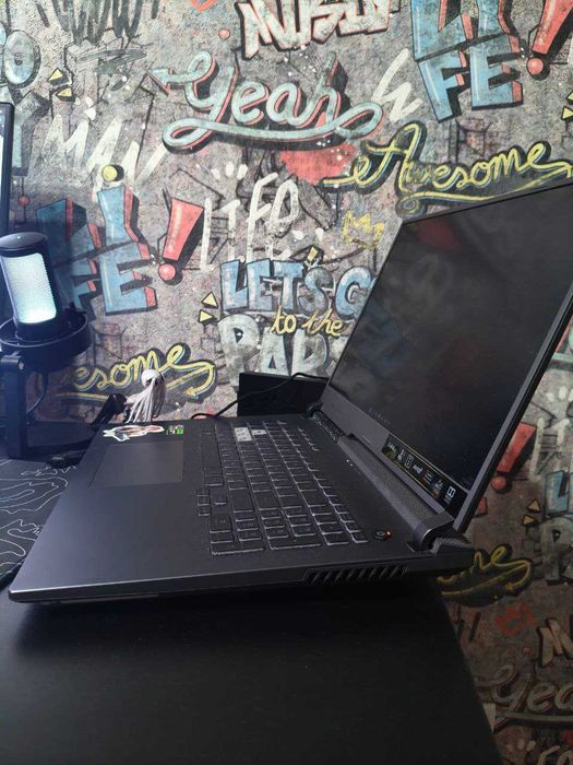 игровой ноут ROG STRIX G173RC