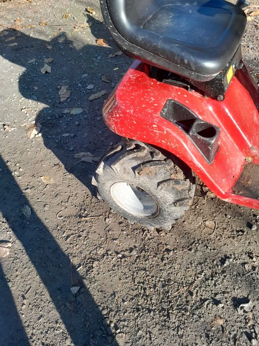 Traktorek kosiarka Toro zamiana na traktorek glebogryzarkę jednosiowy