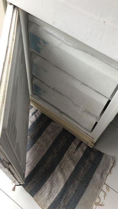 Frigorífico combinado com arca congeladora