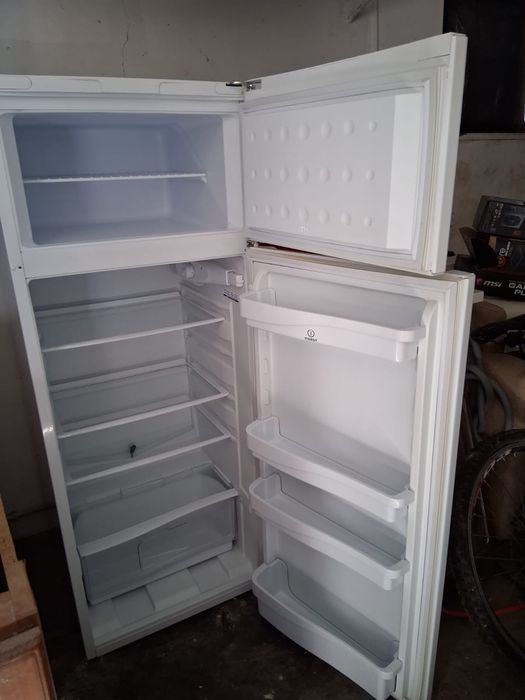 (Reservado)Frigorífico Indesit A+