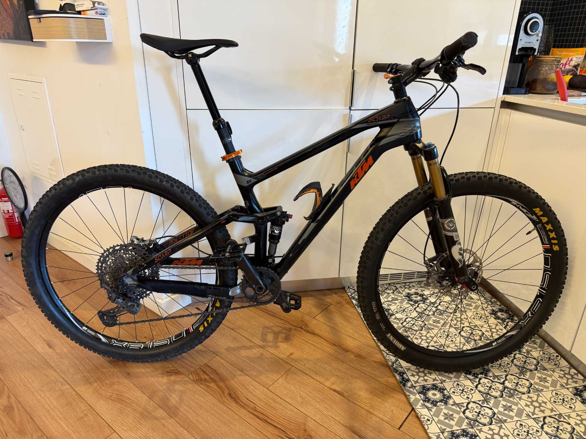 KTM Super light Nano Carbon MTB