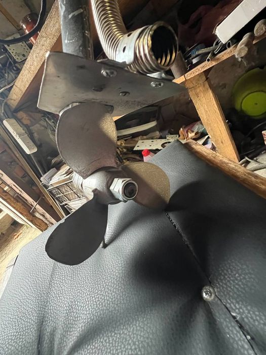 Лодочный мотор. Мотор Craft-Tec, нога салют