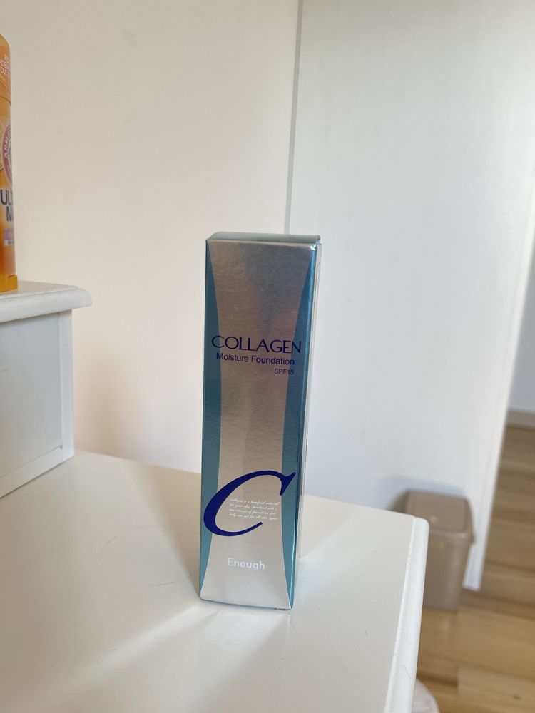 Тональна основа Collagen 13