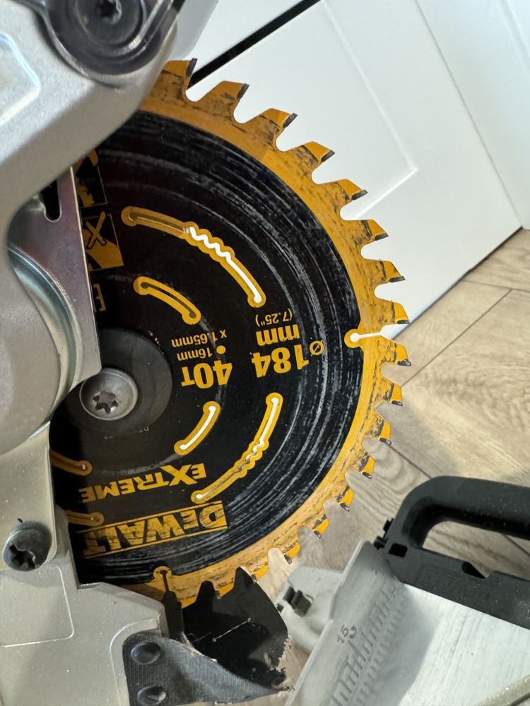 Piła ukościna z posuwem akumulatorowa 18V DeWalt DCS365 jak nowa