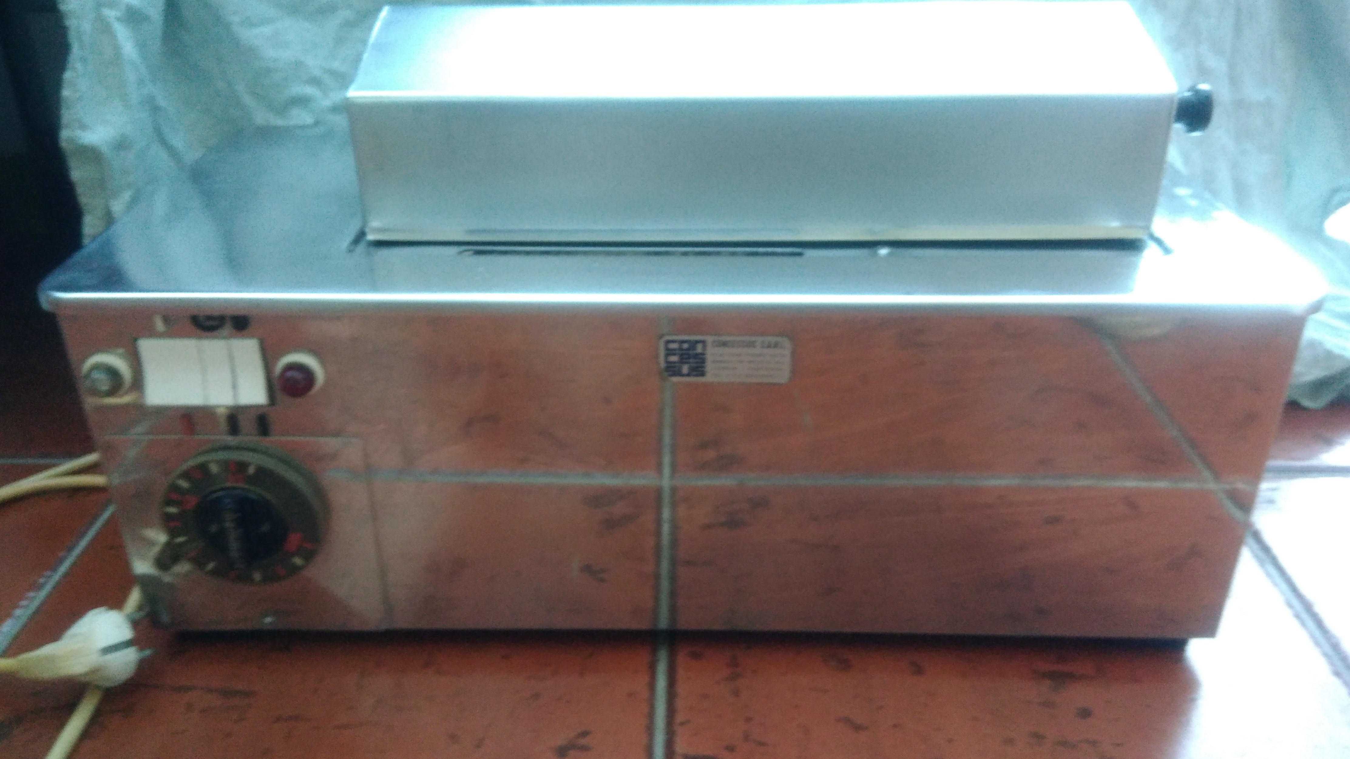 Equipamento de laboratório -banho de água Memmert, anos 70,s/funcionar