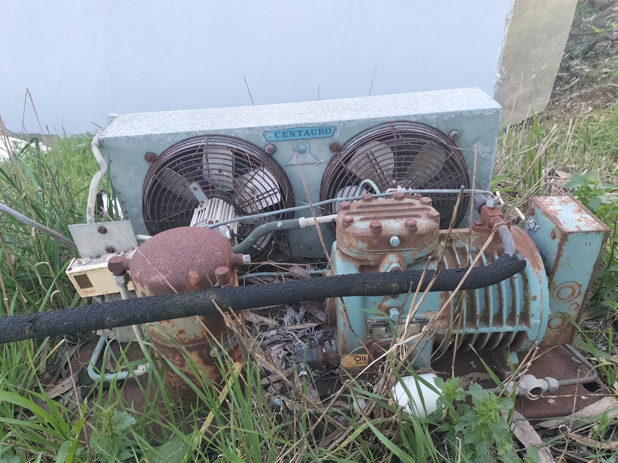 Motor de câmara de refrigeração