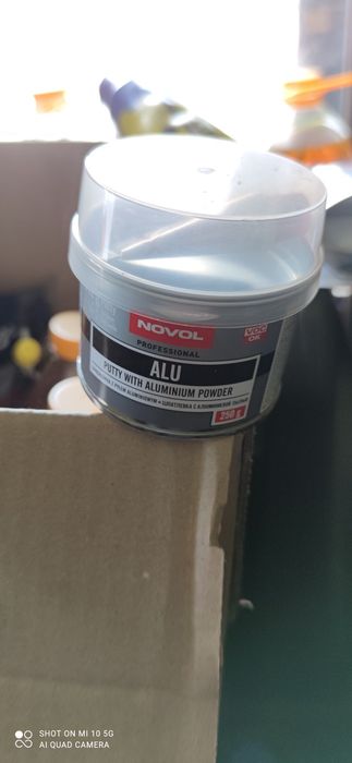 Шпатлівка алюмінієва