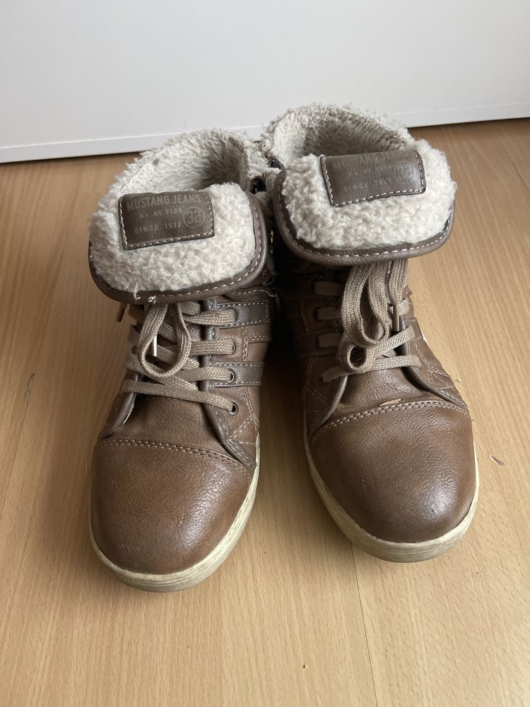 Buty jesienno-zimowe, Mustang, rozm. 36