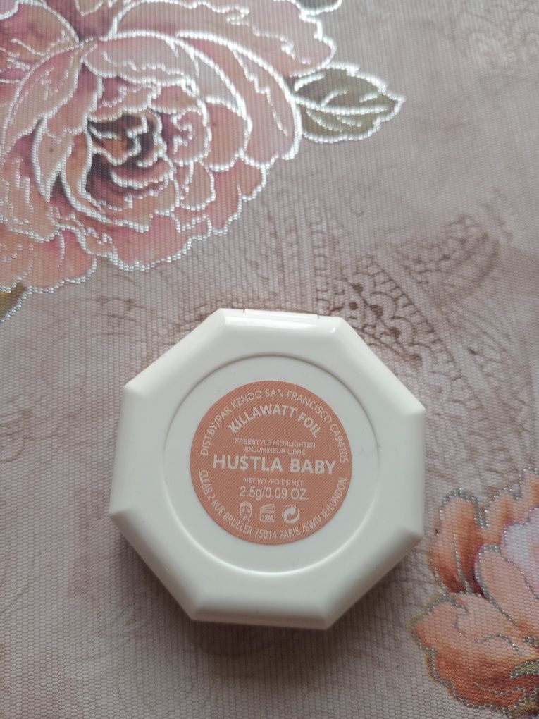 Хайлайтер fenty beauty hustla baby